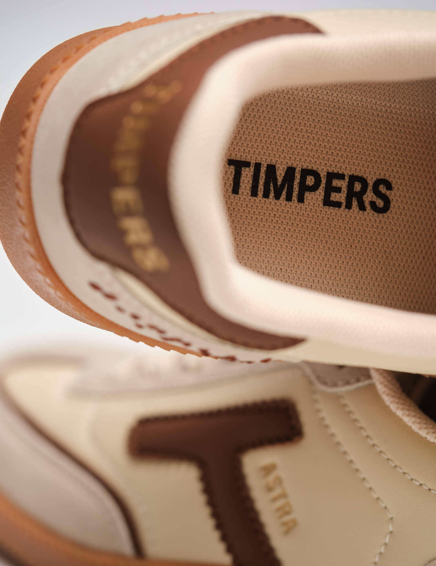Astra Camel - Timpers