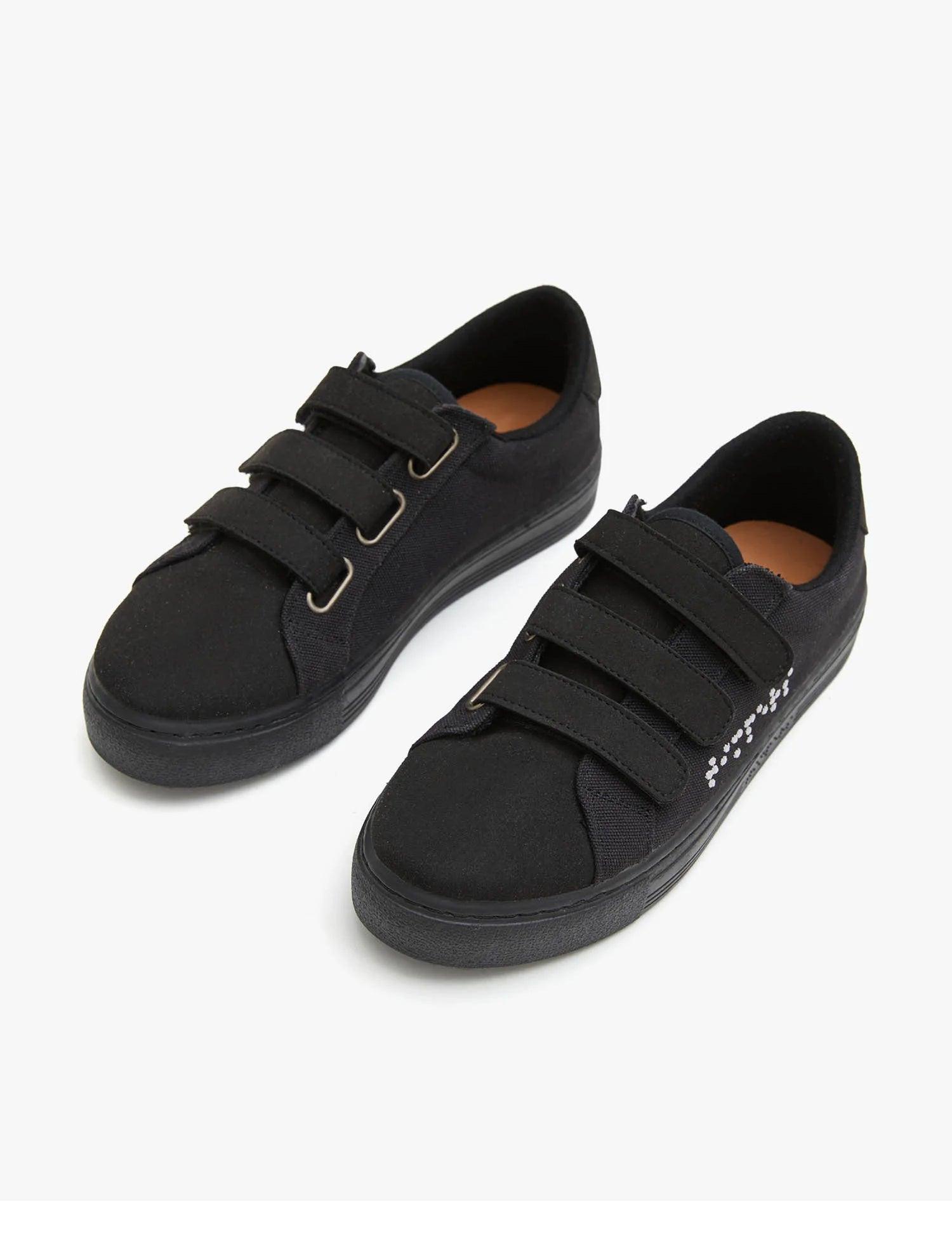 Velcro Black - Timpers Tejido de lona de color negro con tres tiras de velcro. Braille en color blanco.